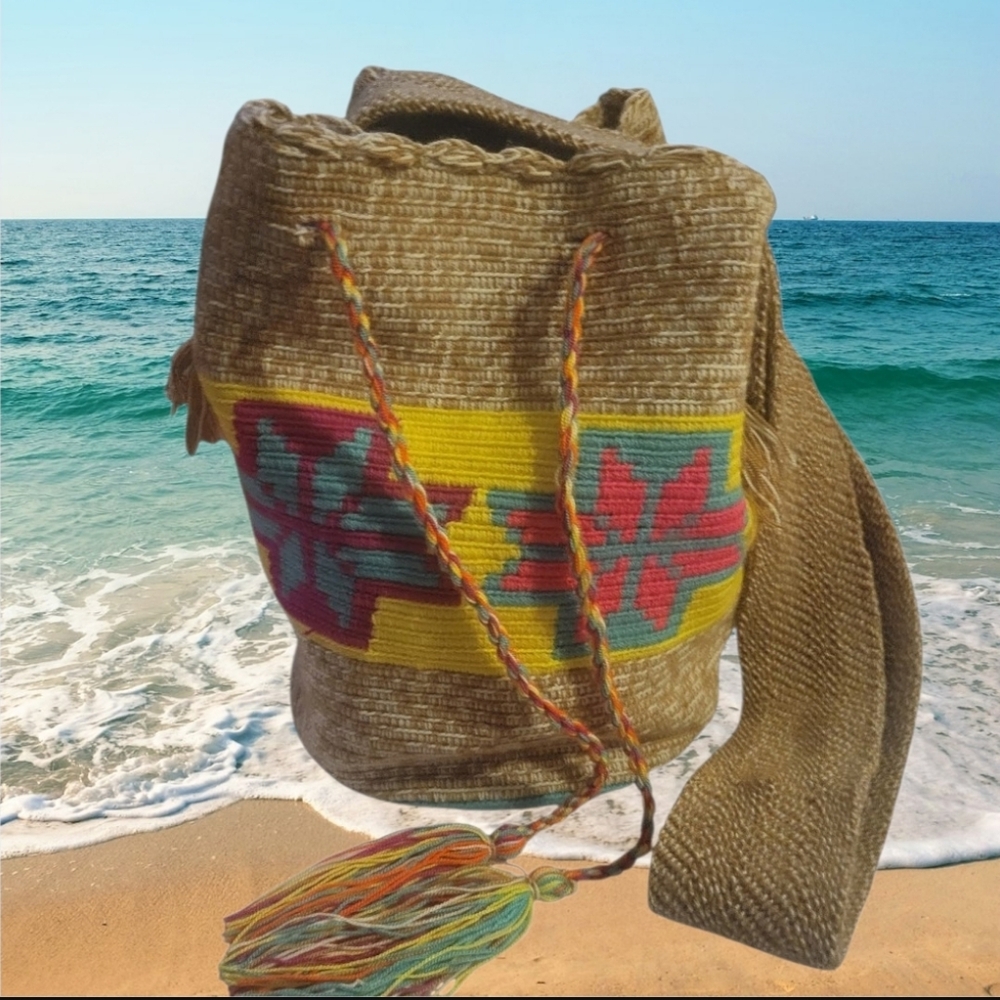 Wayuu Mochila Handwoven Crossbody Shoulder Hobo Vibrant Strap Tassels 11"H X 7"W